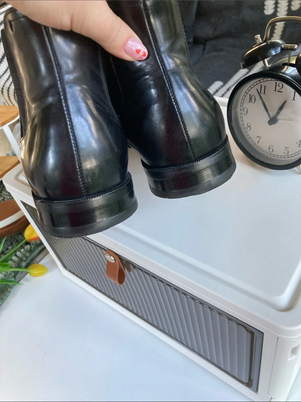 FLORSHEIM Belfast Black Leather Plain Toe Gore Sleek Chelsea Boots Men’s Size 8